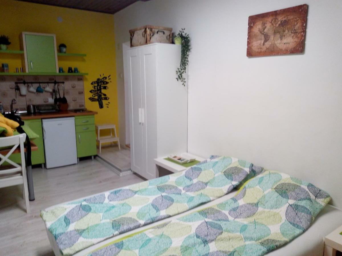 Studio Jolie Lejlighed Novi Sad Eksteriør billede