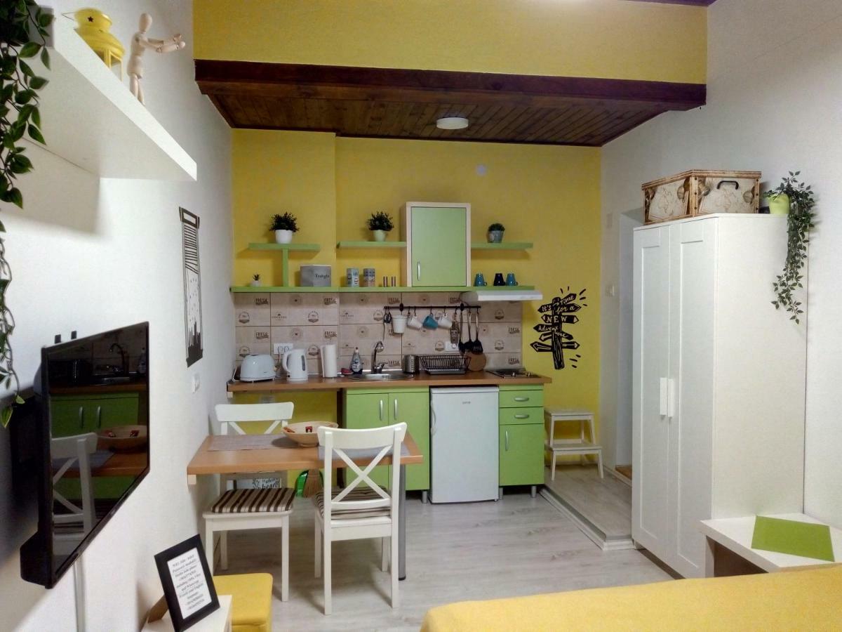 Studio Jolie Lejlighed Novi Sad Eksteriør billede